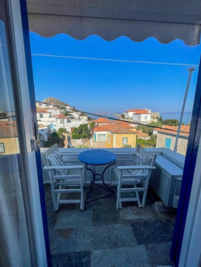 Zoe Apartments No 6 , Hydra Island Greece